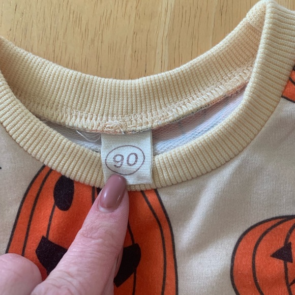Boutique Halloween Jack-o-lantern Sweater - Picture 3 of 4